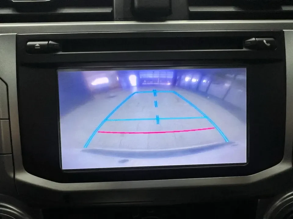 2015 Toyota 4Runner 5th Gen - Image 11 of 17