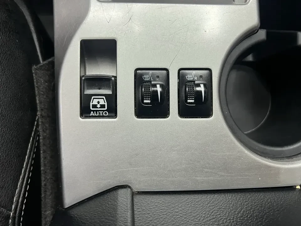 2015 Toyota 4Runner 5th Gen - Image 12 of 17