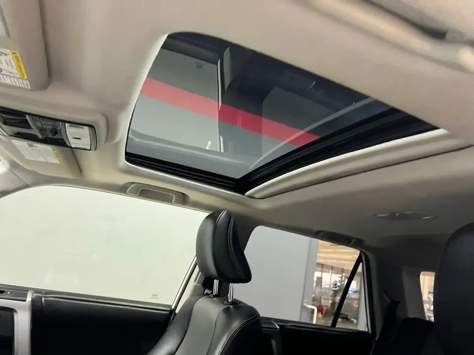 2015 Toyota 4Runner 5th Gen - Image 15 of 17