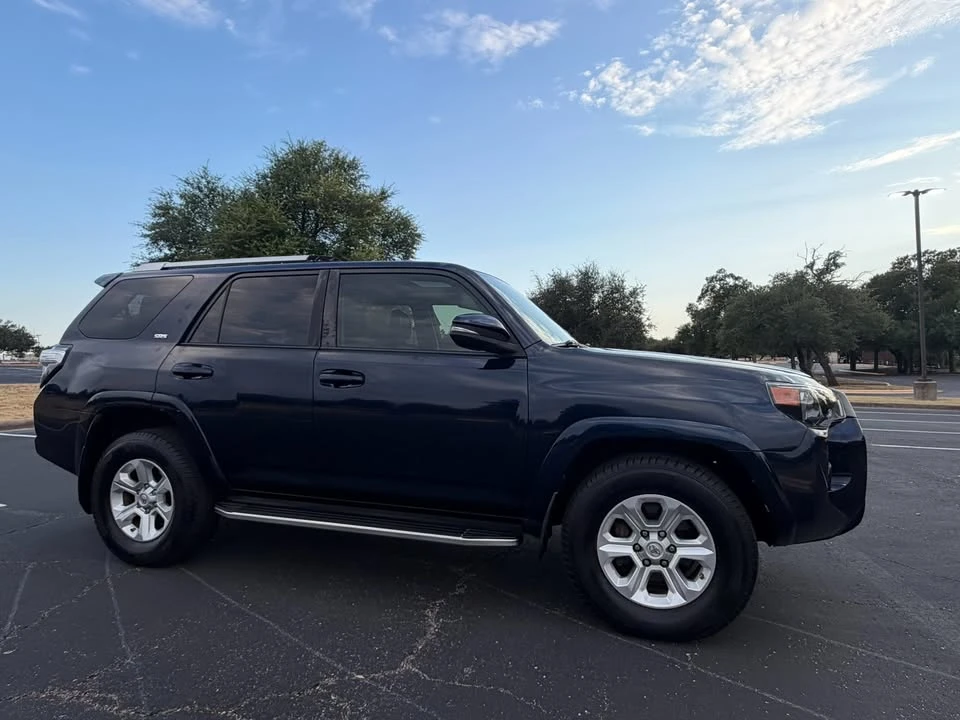 2015 Toyota 4Runner 5th Gen - Image 6 of 20