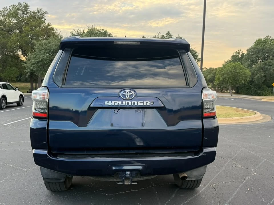 2015 Toyota 4Runner 5th Gen - Image 4 of 20