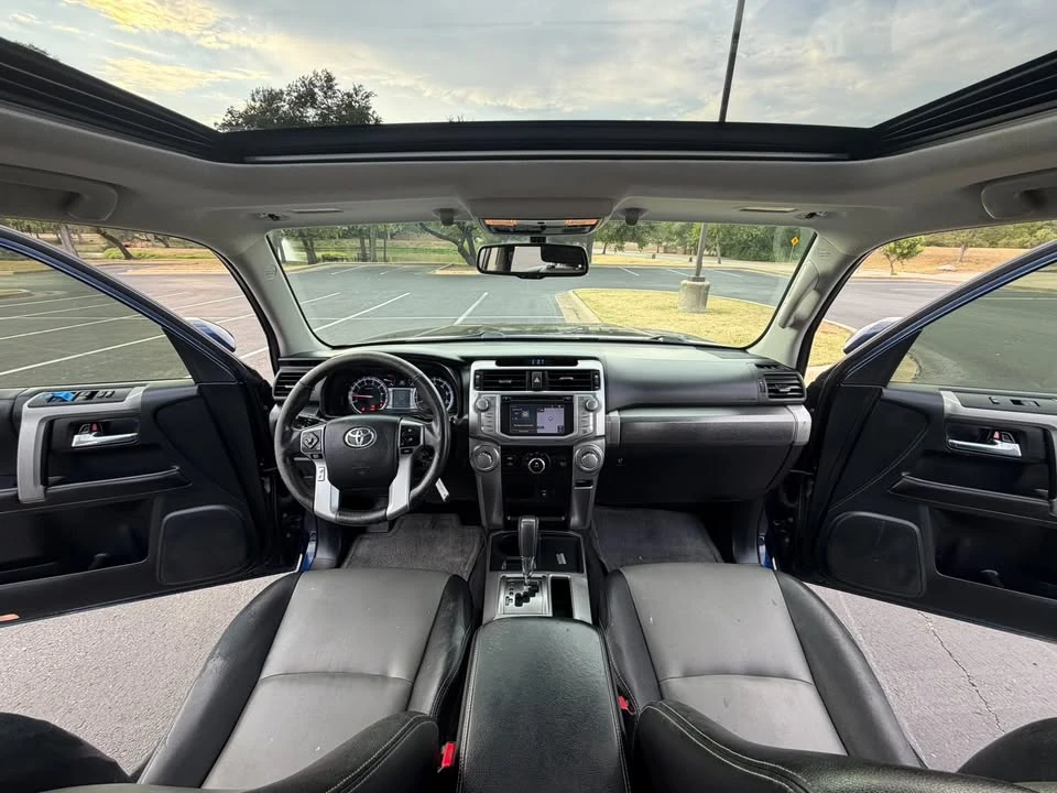 2015 Toyota 4Runner 5th Gen - Image 11 of 20