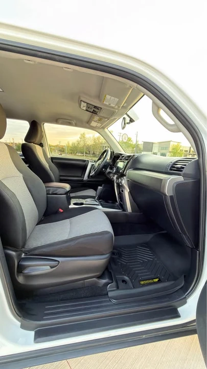2015 Toyota 4Runner 5th Gen - Image 10 of 17