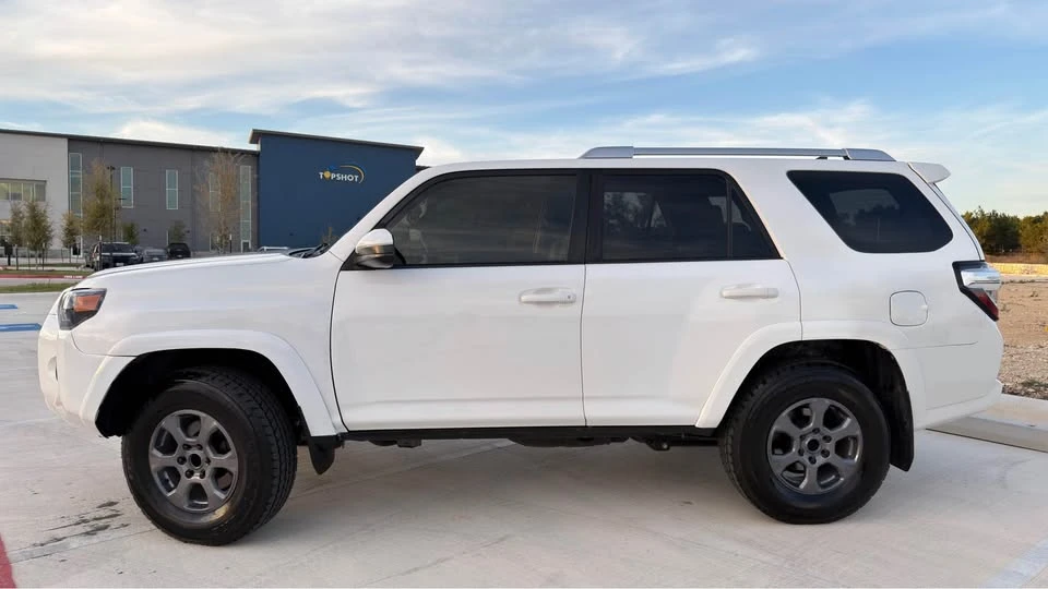 2015 Toyota 4Runner 5th Gen - Image 6 of 17