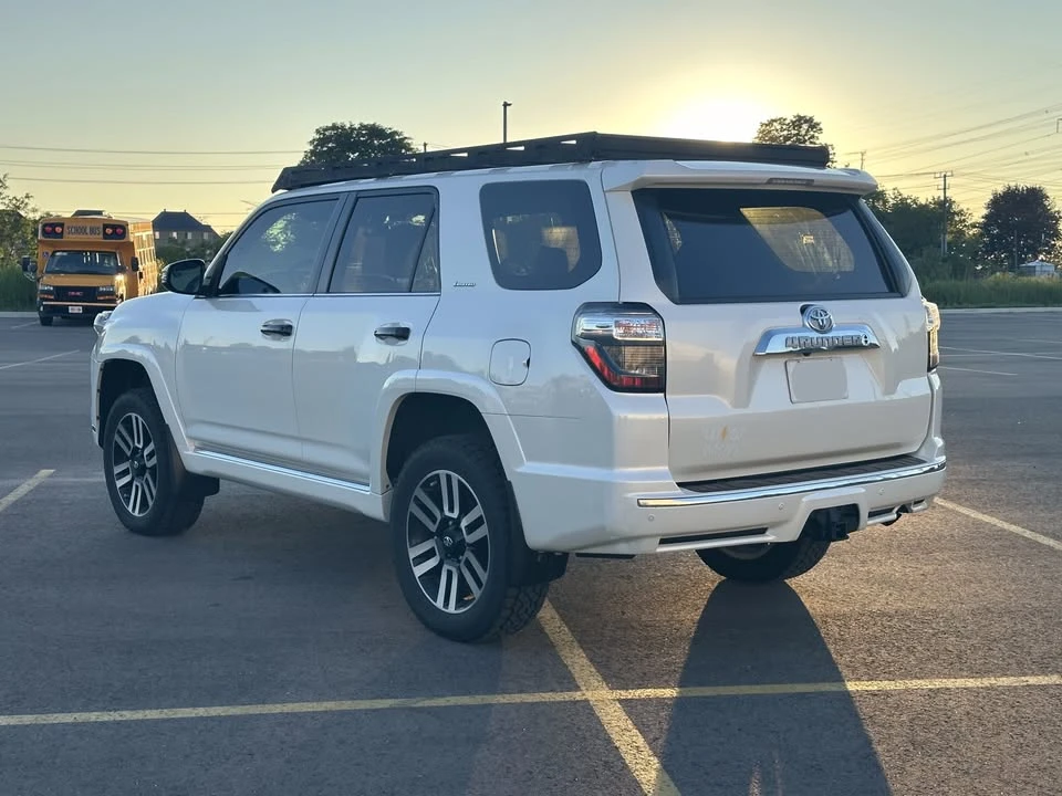 2015 Toyota 4Runner 5th Gen - Image 7 of 11