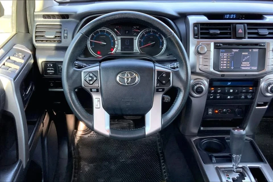 2015 Toyota 4Runner 5th Gen - Image 5 of 11