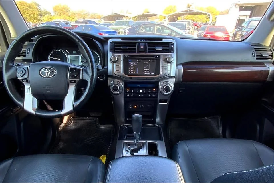2015 Toyota 4Runner 5th Gen - Image 7 of 11