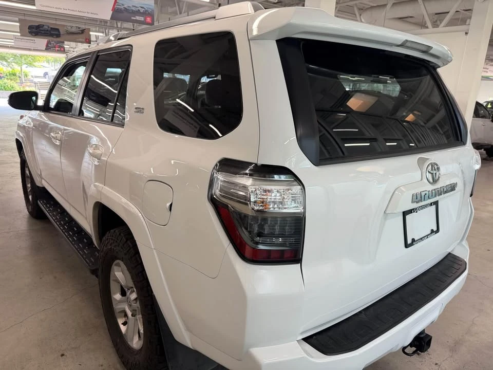 2015 Toyota 4Runner 5th Gen - Image 12 of 15