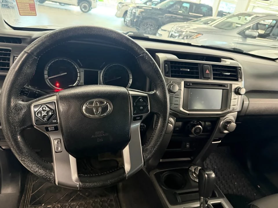 2015 Toyota 4Runner 5th Gen - Image 6 of 15