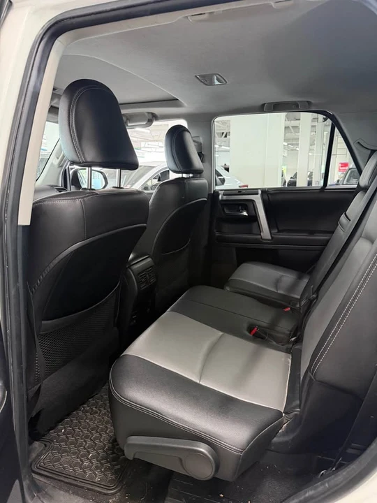 2015 Toyota 4Runner 5th Gen - Image 10 of 15