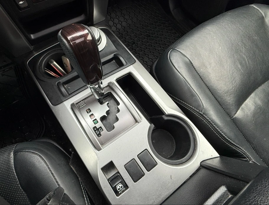 2015 Toyota 4Runner 5th Gen - Image 11 of 12
