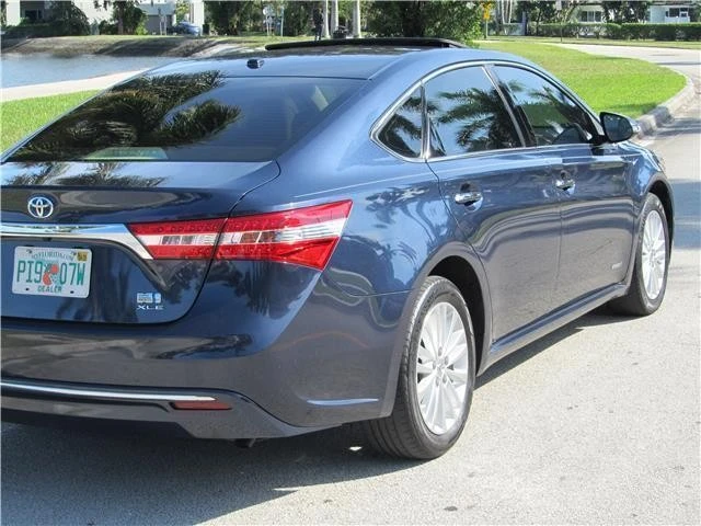 2015 Toyota Avalon 4th Gen - Image 3 of 12