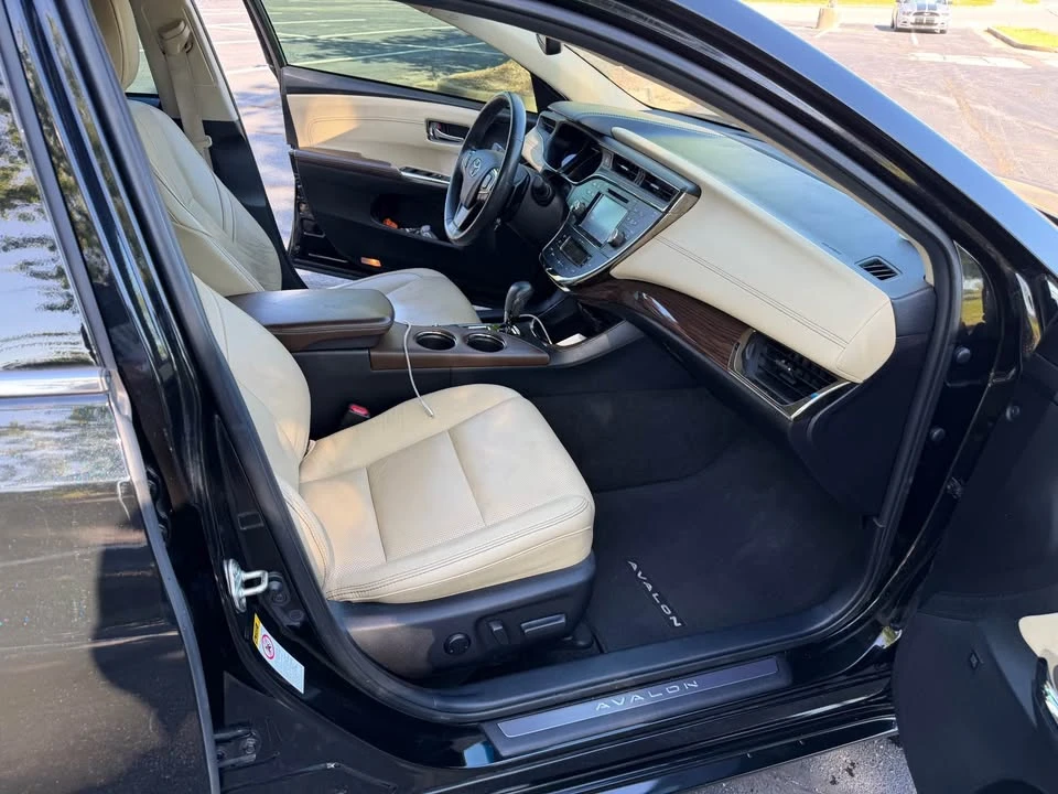 2015 Toyota Avalon 4th Gen - Image 7 of 12