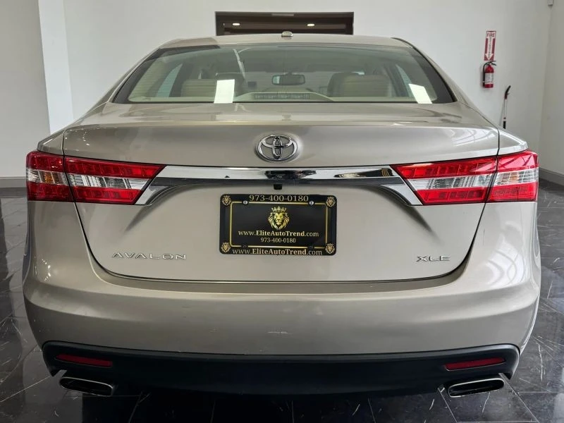 2015 Toyota Avalon 4th Gen - Image 5 of 12