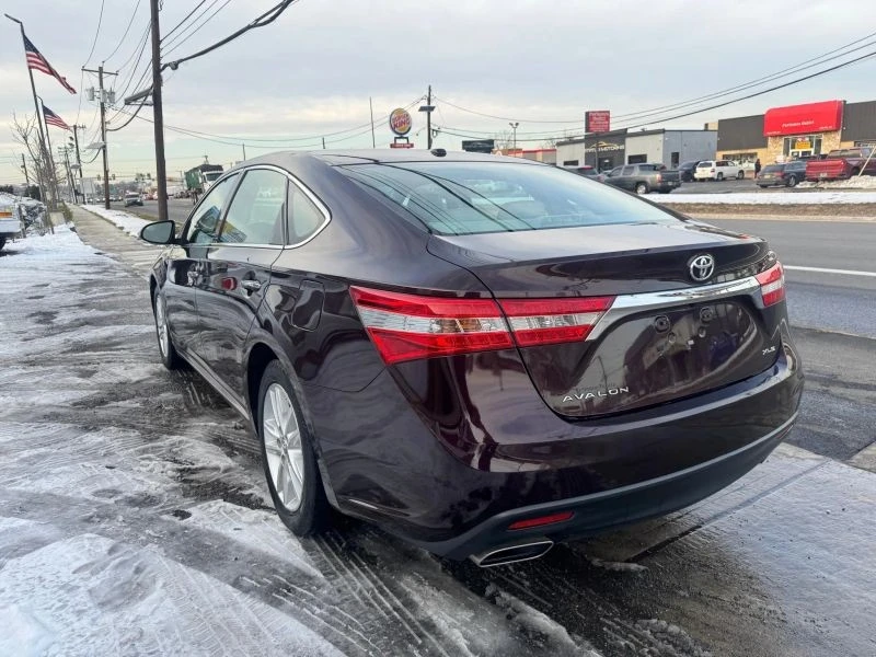 2015 Toyota Avalon 4th Gen - Image 7 of 12