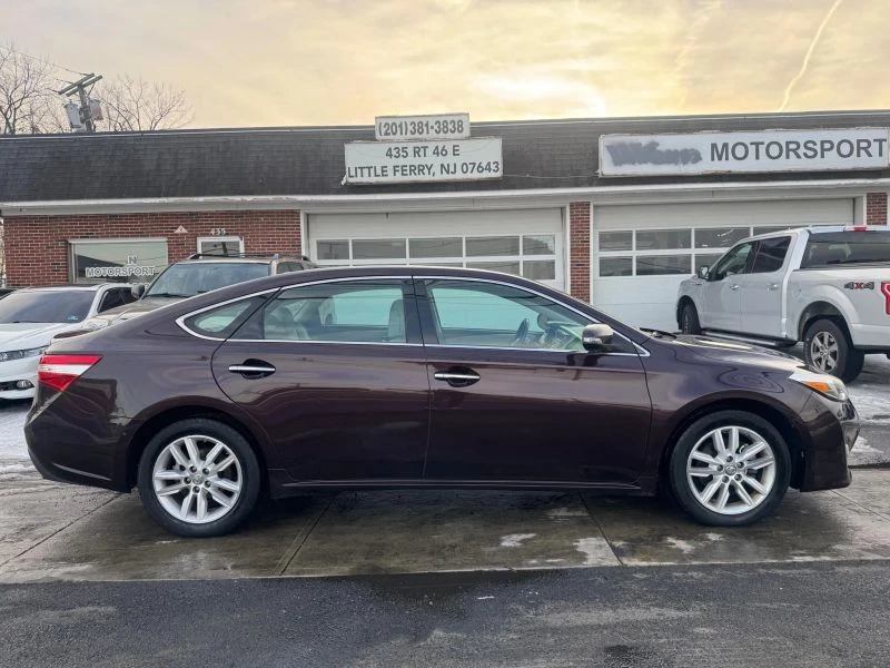 2015 Toyota Avalon 4th Gen - Image 4 of 12