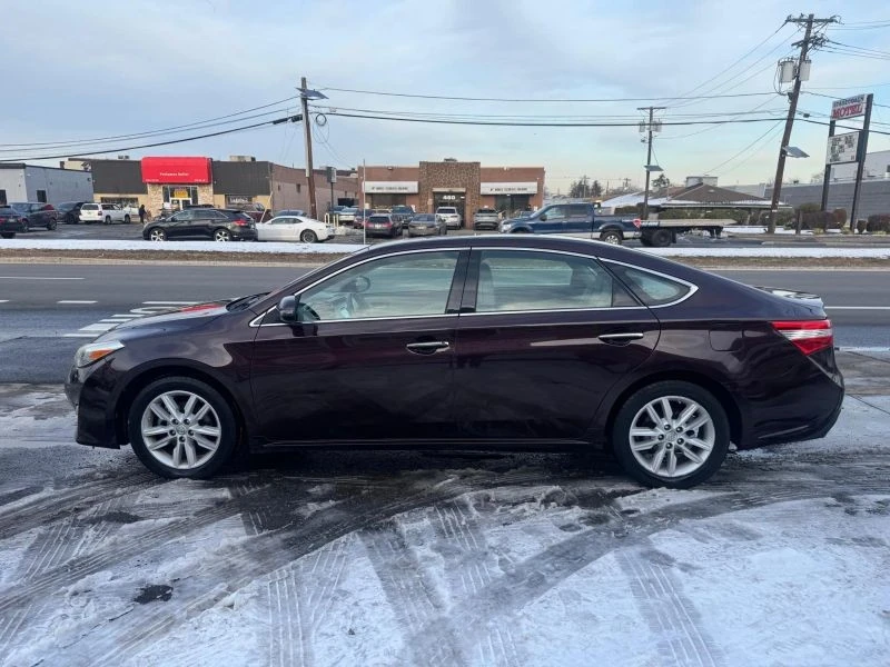 2015 Toyota Avalon 4th Gen - Image 8 of 12