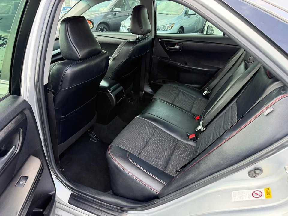 2015 Toyota Camry 7th Gen - Image 11 of 23