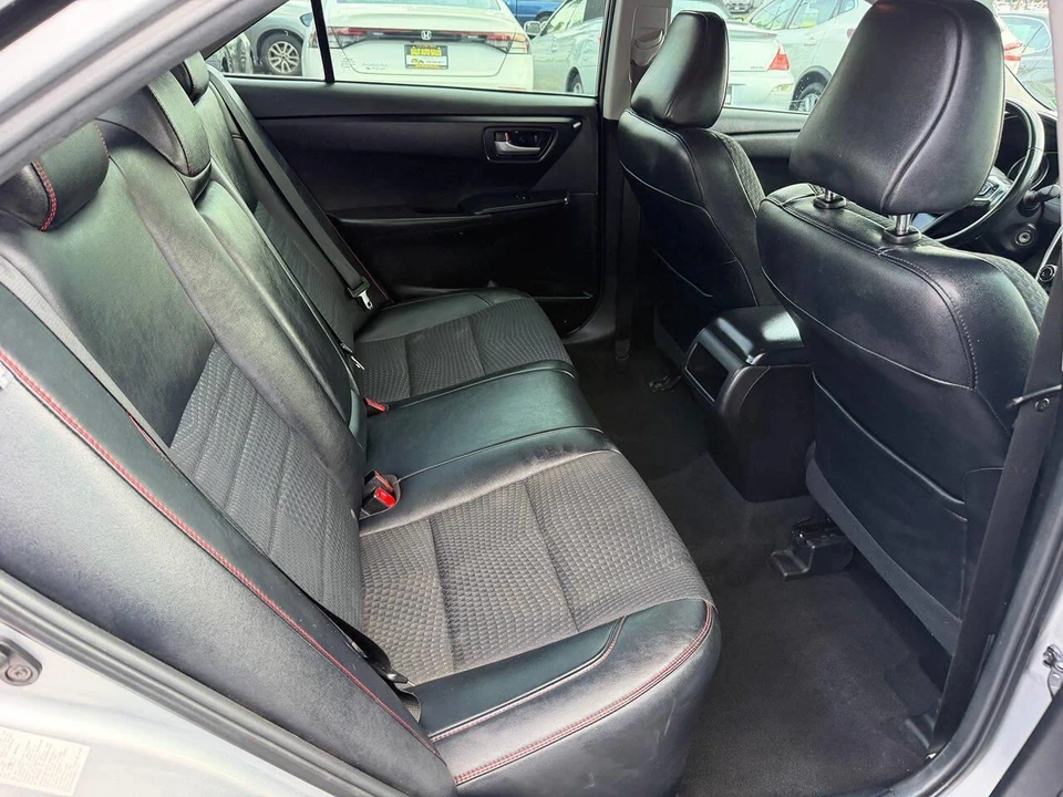 2015 Toyota Camry 7th Gen - Image 16 of 23