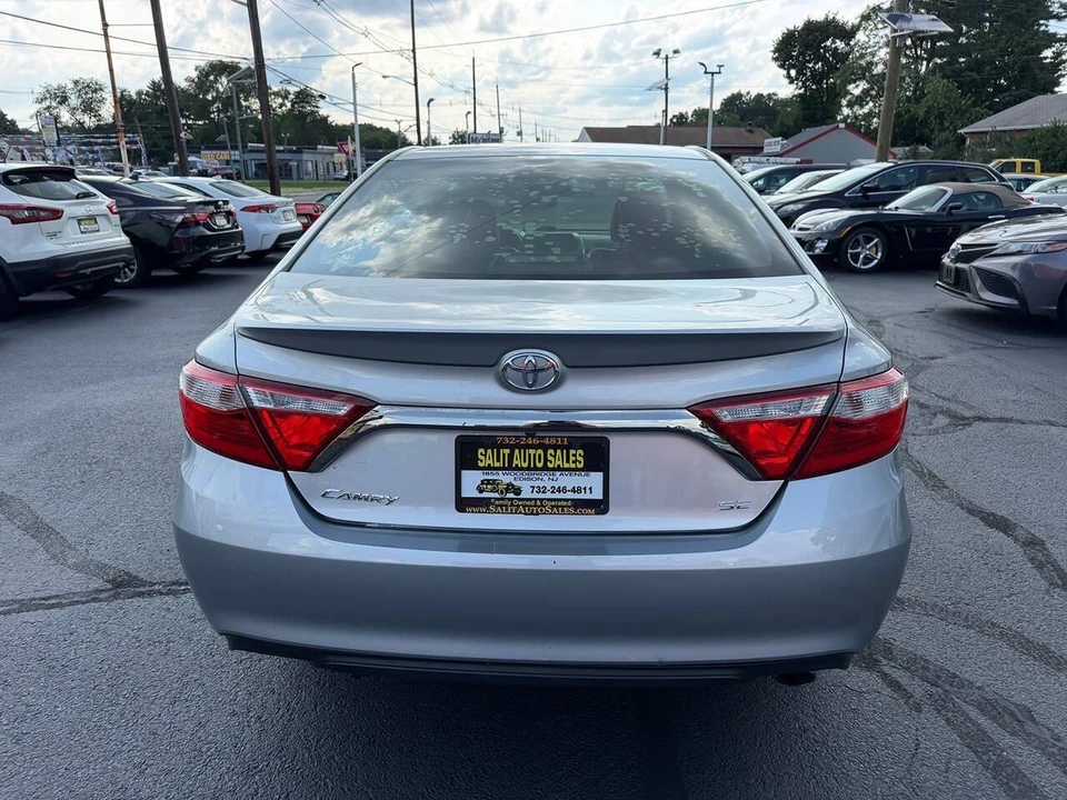 2015 Toyota Camry 7th Gen - Image 21 of 23