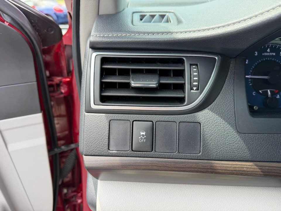 2015 Toyota Camry 7th Gen - Image 7 of 30