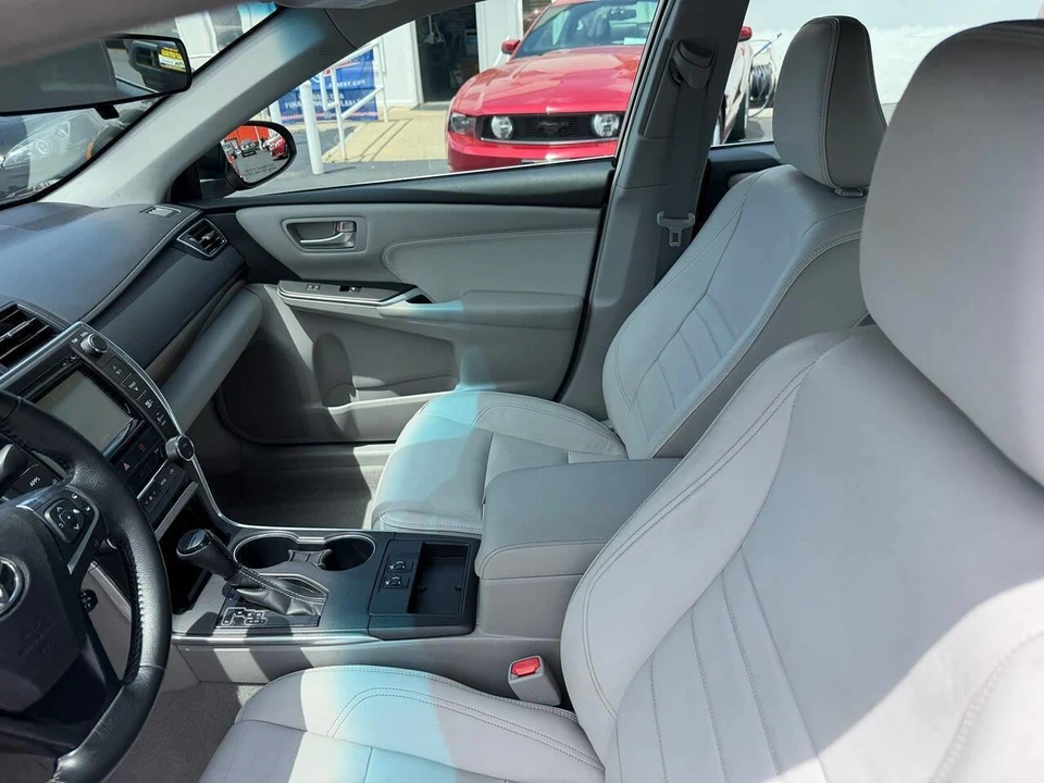 2015 Toyota Camry 7th Gen - Image 5 of 30