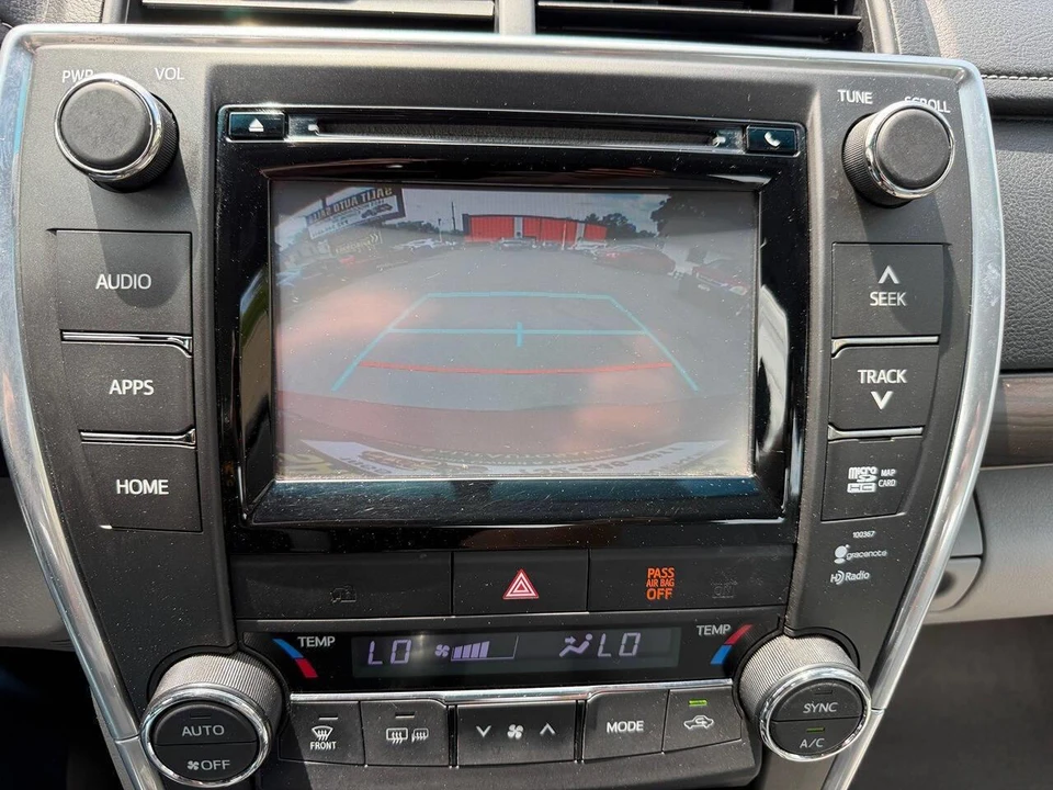 2015 Toyota Camry 7th Gen - Image 10 of 30