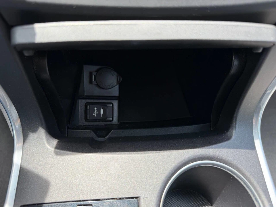 2015 Toyota Camry 7th Gen - Image 11 of 30