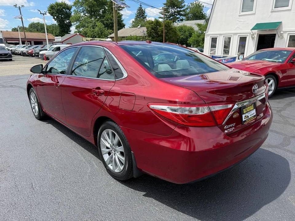 2015 Toyota Camry 7th Gen - Image 30 of 30