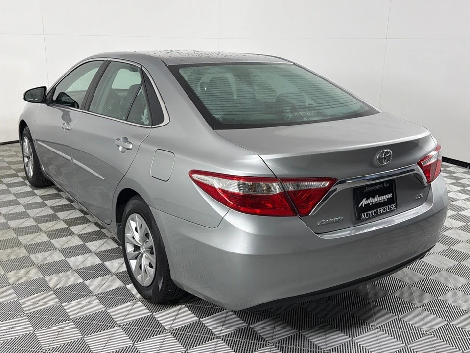 2015 Toyota Camry 7th Gen - Image 7 of 21
