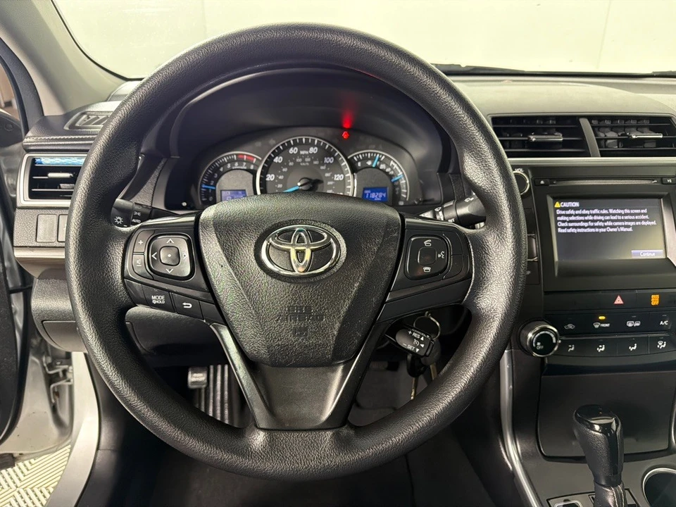 2015 Toyota Camry 7th Gen - Image 14 of 21