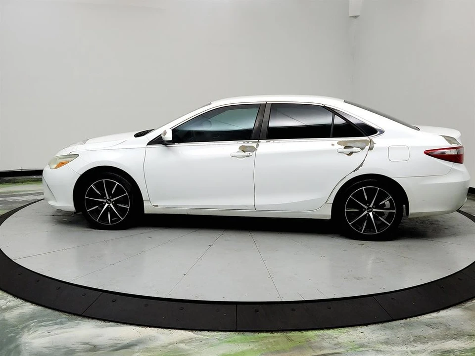 2015 Toyota Camry 7th Gen - Image 8 of 12
