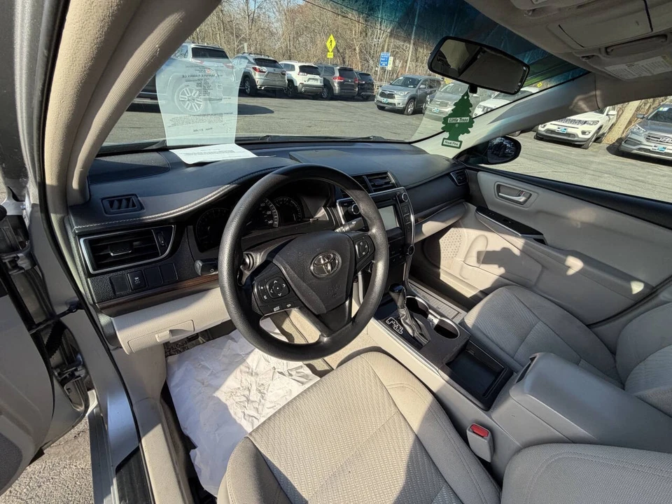 2015 Toyota Camry 7th Gen - Image 17 of 21