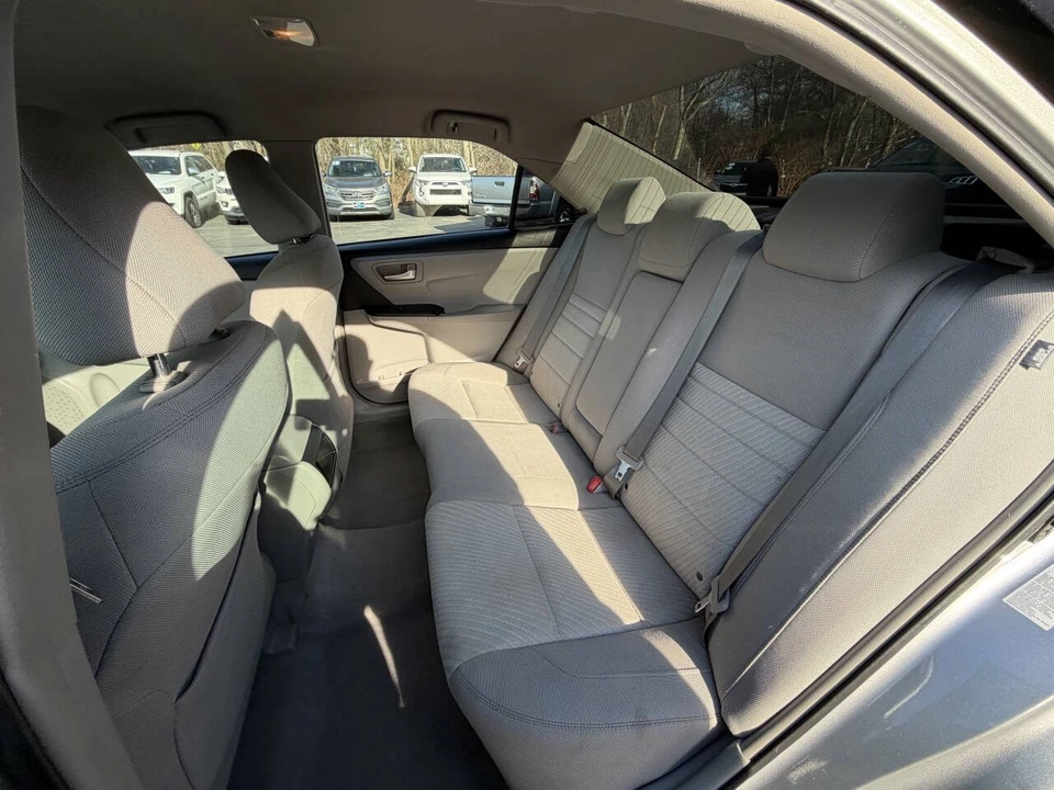 2015 Toyota Camry 7th Gen - Image 19 of 21
