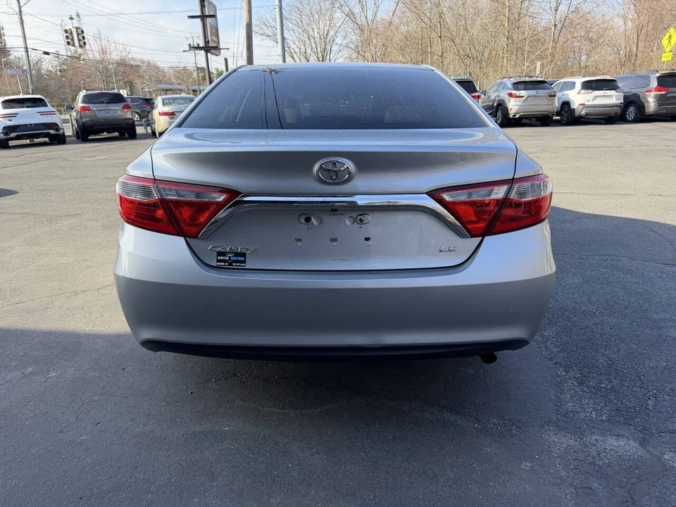 2015 Toyota Camry 7th Gen - Image 10 of 21