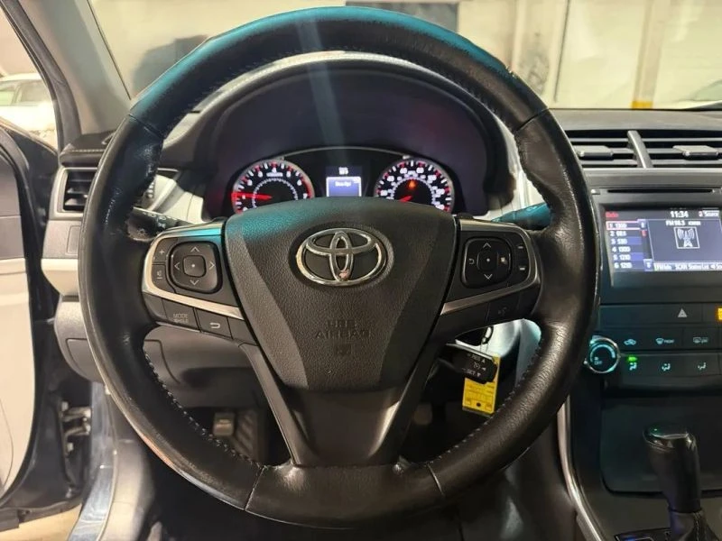 2015 Toyota Camry 7th Gen - Image 11 of 12