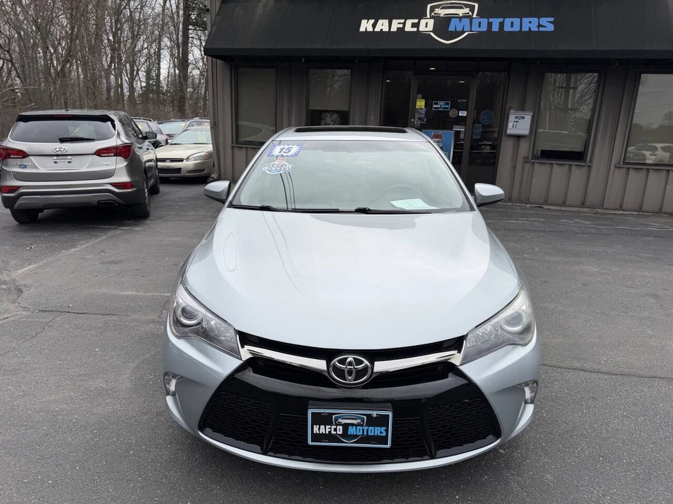 2015 Toyota Camry 7th Gen - Image 2 of 21