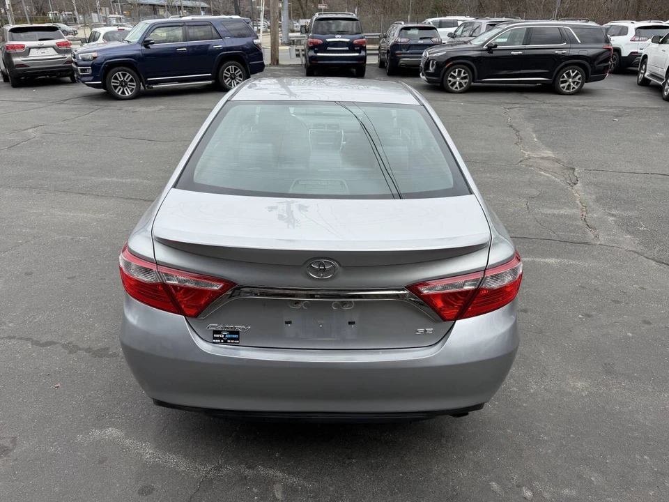 2015 Toyota Camry 7th Gen - Image 10 of 21