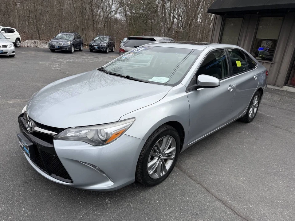 2015 Toyota Camry 7th Gen - Image 3 of 21