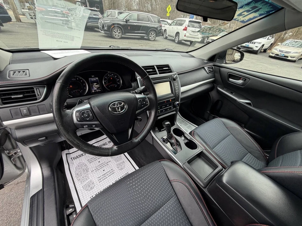 2015 Toyota Camry 7th Gen - Image 13 of 21