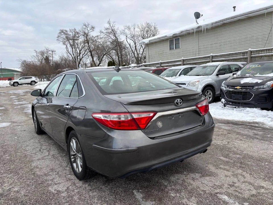 2015 Toyota Camry 7th Gen - Image 12 of 19