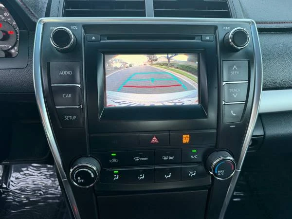 2015 Toyota Camry 7th Gen - Image 8 of 31