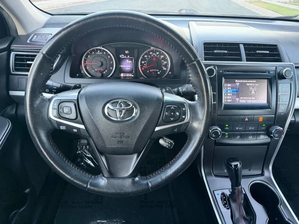 2015 Toyota Camry 7th Gen - Image 10 of 31