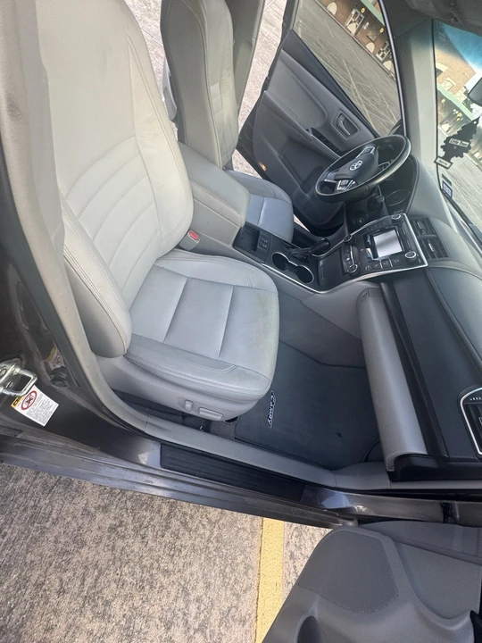 2015 Toyota Camry 7th Gen - Image 8 of 21