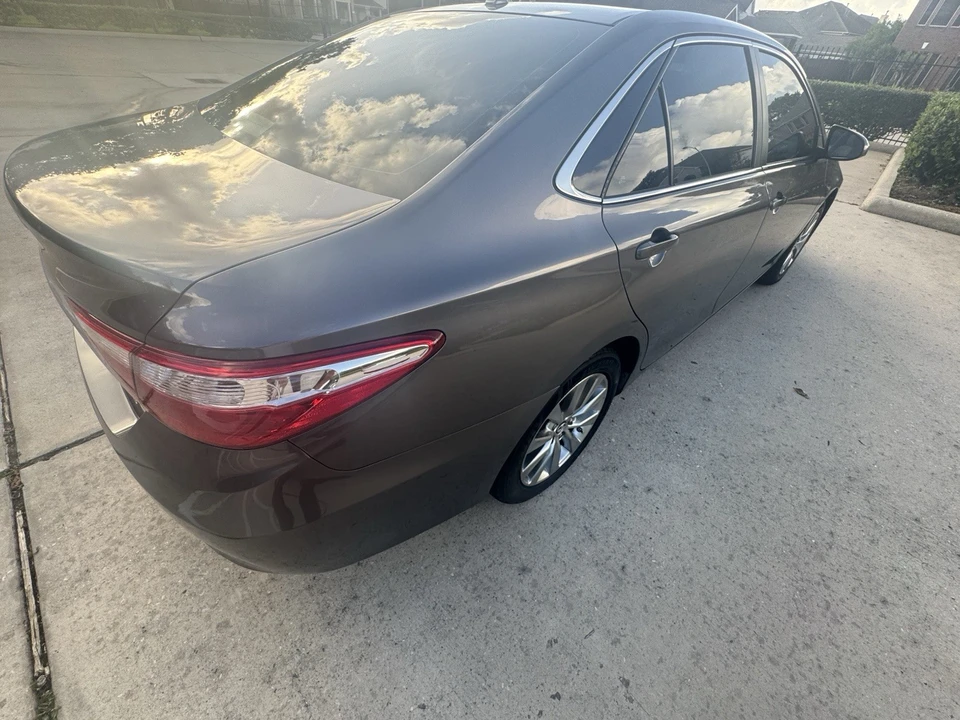 2015 Toyota Camry 7th Gen - Image 18 of 21