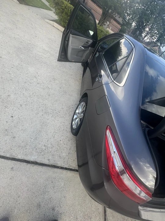 2015 Toyota Camry 7th Gen - Image 17 of 21