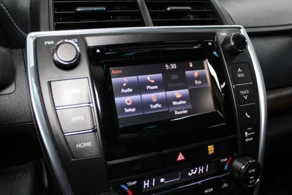 2015 Toyota Camry 7th Gen - Image 17 of 21