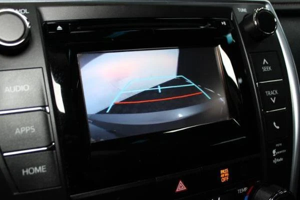 2015 Toyota Camry 7th Gen - Image 18 of 21