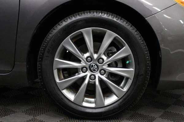 2015 Toyota Camry 7th Gen - Image 6 of 21