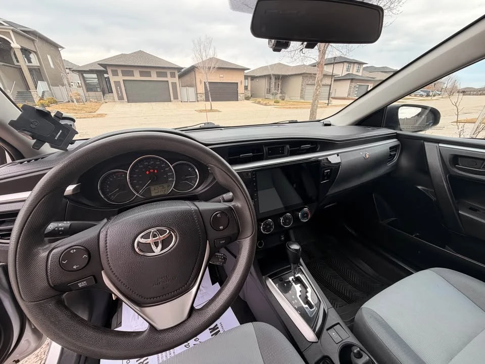 2015 Toyota Corolla 11th Gen - Image 2 of 12